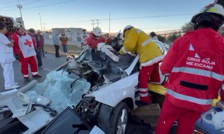 Accidente en Saltillo deja tres heridos