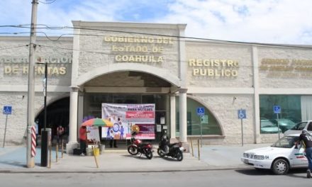 Señalan mala organización en proceso de plaqueo