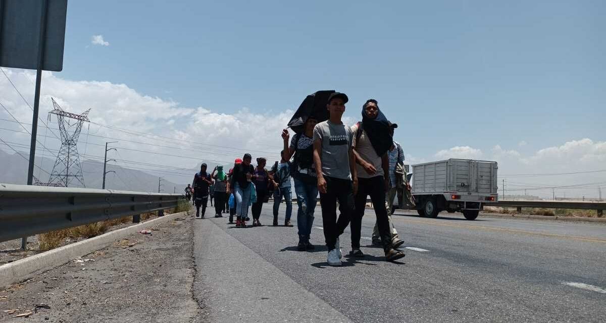 Suman miles de deportados en Monclova