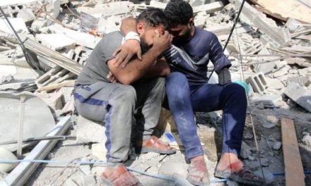 Estados Unidos arroja ayuda humanitaria sobre la Franja de Gaza tras trágico incidente