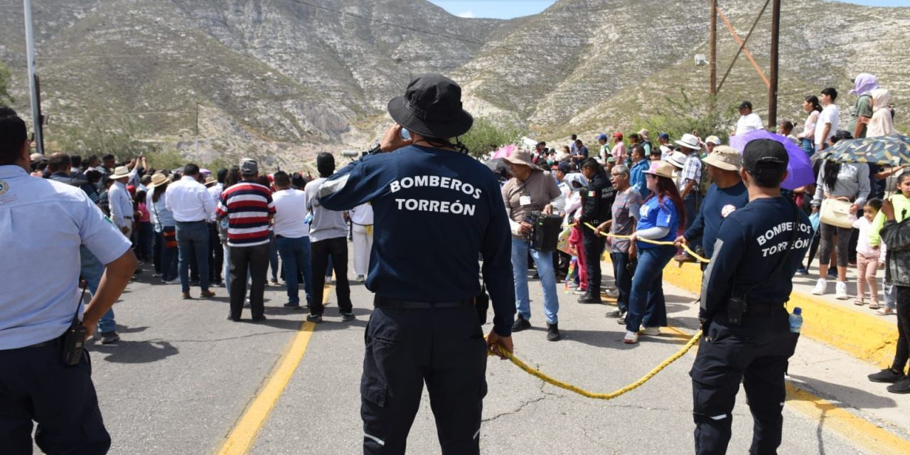 Se realiza en orden el Viacrucis del Cristo de las Noas