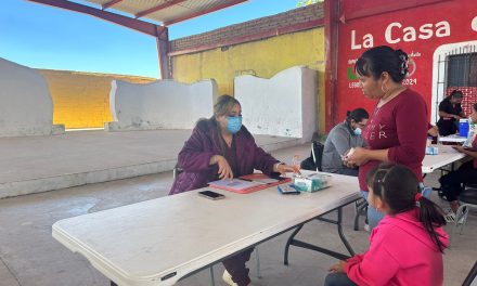 Llevan servicios médicos a la Flor de Jimulco