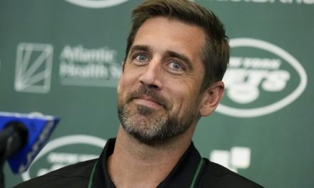 Aaron Rodgers… ¿dejará la NFlL para ser candidato a la vicepresidencia de Estados Unidos?