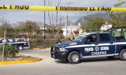 Ataque armado a fiscalía en Chiapas deja un oficial muerto y varios heridos