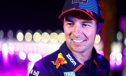 Checo Pérez es tercero en la primera práctica libre del GP de Arabia