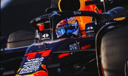 Otra ‘pole’ para Verstappen; ‘Checo’ saldrá tercero en el GP de Arabia