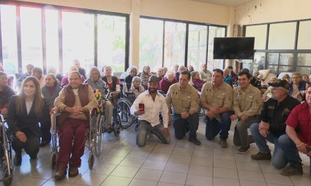 Firma convenio la AMHYMC y el asilo El Ropero del Pobre para recibir donaciones en beneficio de los adultos mayores