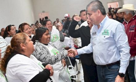 Maria Barbara y Riquelme visitan Sierra Mojada