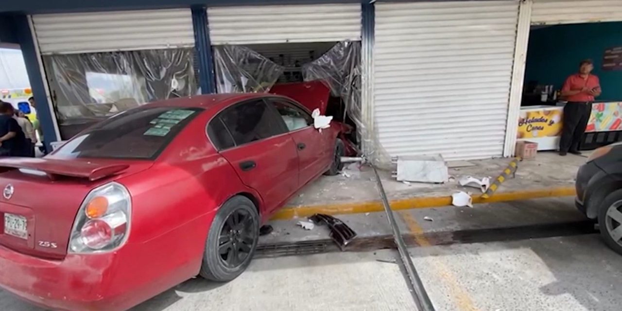 Menor continúa grave tras ser atropellada en Saltillo