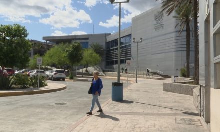 Pacientes y trabajadores exigen audiencia al ISSSTE