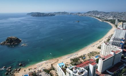Cofepris revela que el 98% de las playas son aptas para el uso recreativo