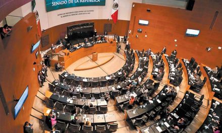 Doble aguinaldo y jornada de 40 horas se debatirán después de elecciones