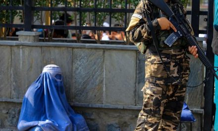 Talibanes podrían regresar la lapidación por adulterio en Afganistán