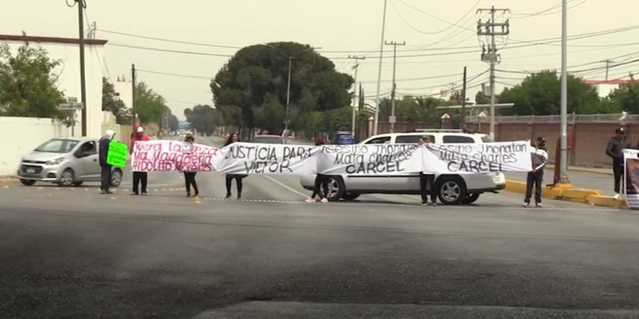 Truncan circulación vial con manifestación al norte de Saltillo