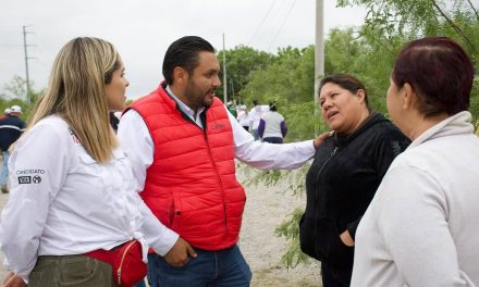 Se compromete Carlos Villarreal con mujeres monclovenses