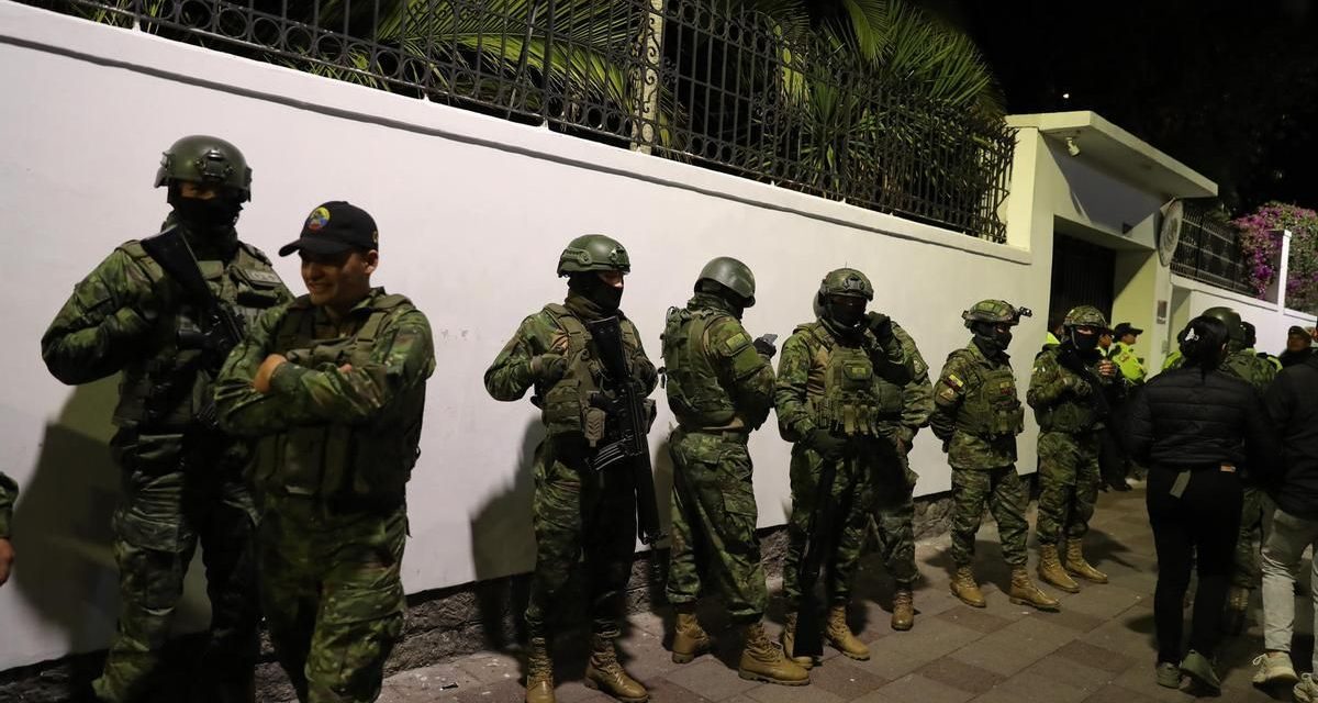 México rompe relaciones diplomáticas con Ecuador tras incidente en Embajada
