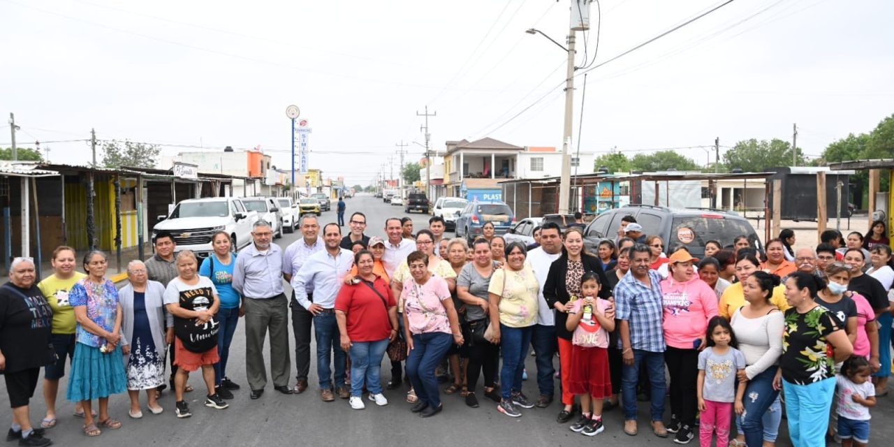 Supervisa alcalde pavimentación de calles en diversos sectores