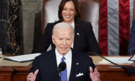 Biden promulga ley de ayuda exterior con enfoque en Ucrania, Israel y Taiwán