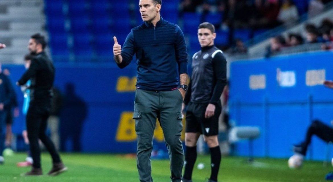 Rafa Márquez pierde terreno en la carrera por la dirección técnica del Barcelona