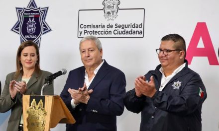 Reconoce Chema Fraustro a policías del programa Activa Tu Salud