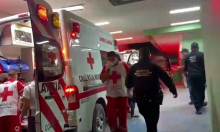 Balean y hieren con arma blanca a dos en ejido de Ramos Arizpe