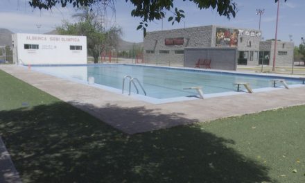 Continúan inscripciones para curso de natación en alberca de Ramos Arizpe
