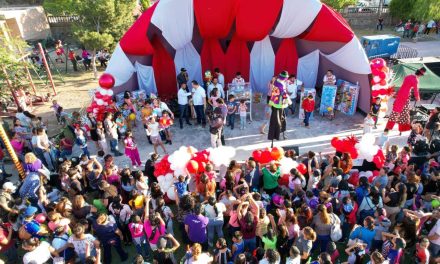 Realizan festejo por el Día del Niño, Policía Municipal de Ramos Arizpe les lleva sorpresas