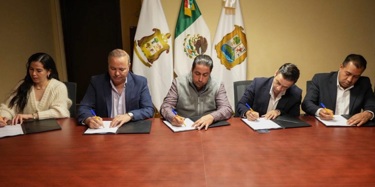 Firman convenio para impulsar el comercio en Ramos Arizpe