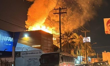 Fanáticos del Monterrey incendian restaurante al finalizar el Clásico Regio (video)