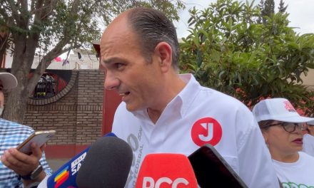 Jericó Abramo buscará abasto de medicamentos