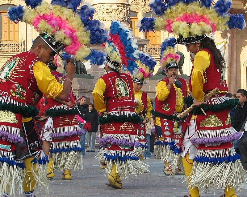 Ceremonia y homenaje a los matlachines en Saltillo
