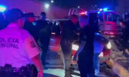 Peliculesca persecución de ebrio se registra en Monclova y Frontera