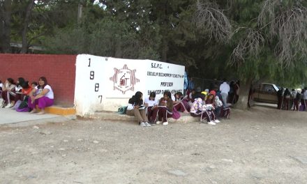 Quieren un camión escolar mexicano para la escuela secundaria en el ejido Agua Nueva