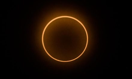 Saldo blanco reporta SS ante eclipse total de sol