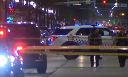 Niña muere en tiroteo masivo en un vecindario de Chicago