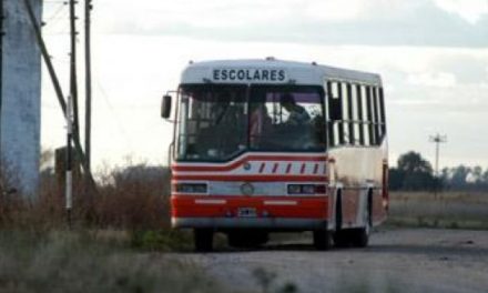 Se quedan sin transporte escolar alumnos del ejido Agua Nueva