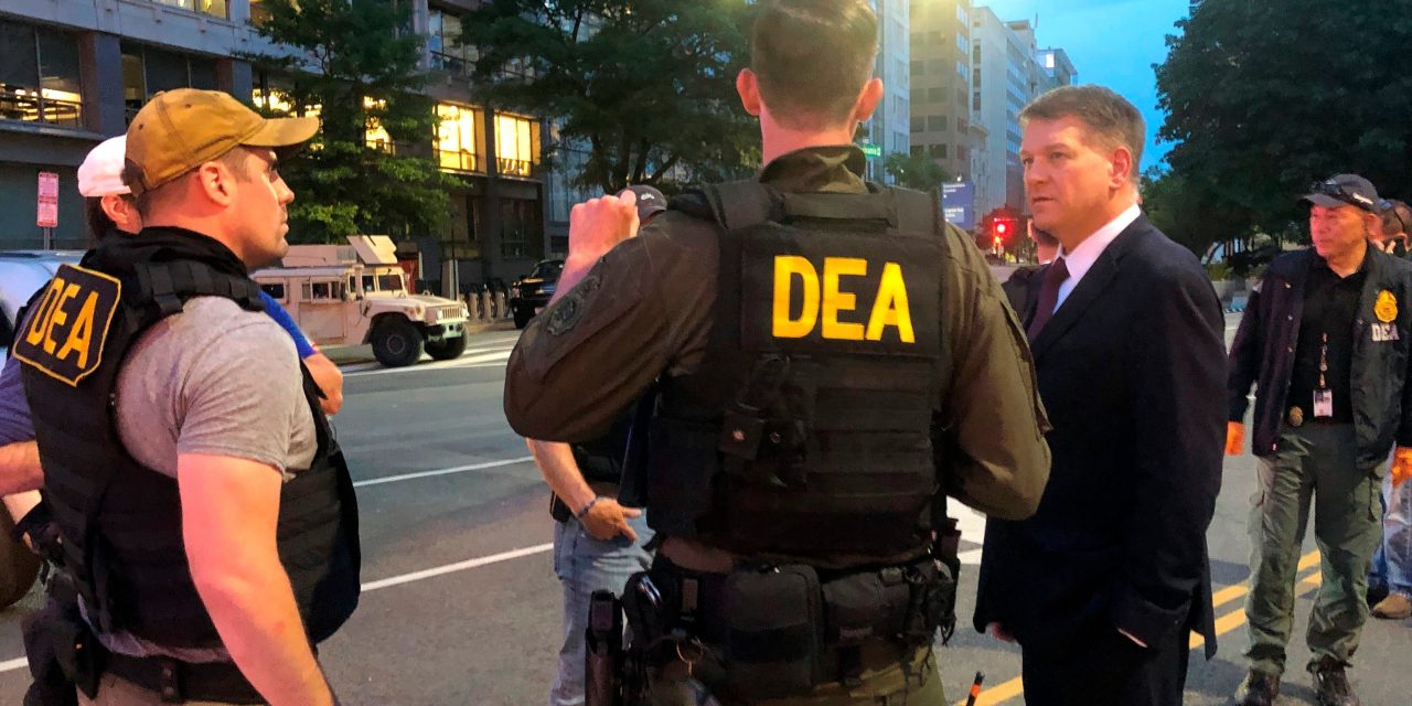 Cárteles mexicanos expanden su influencia en Estados Unidos: DEA