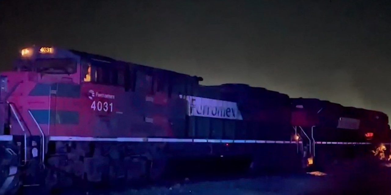 Hallan a hombre mutilado en vías del tren en Frontera, Coahuila