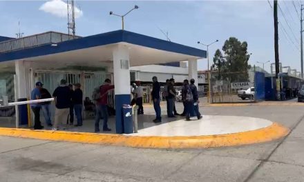 Insisten trabajadores de la empresa Tupy y extienden paro de labores