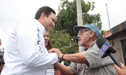 Todo mi apoyo para los adultos mayores saltillenses: Javier Díaz