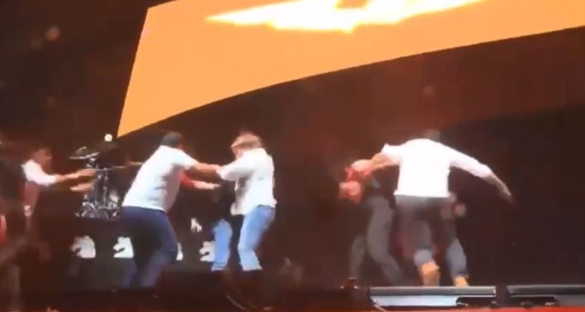 Cae escenario del evento de Jorge Álvarez Maynez en San Pedro, Nuevo León