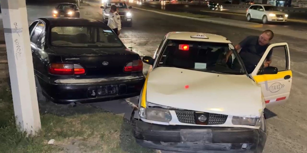 Una maniobra prohibida ocasiona choque en Bulevar Fundadores