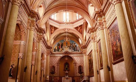 Invita a conferencia la iglesia San Juan Nepomuceno.