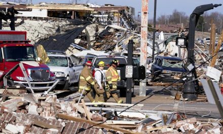 Tornados devastadores en el sur de EE.UU. dejan al menos 19 muertos