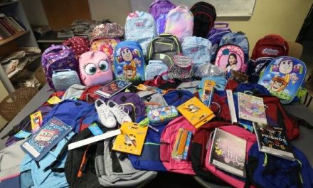 Invitan a participar en campaña de donación de mochilas