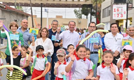 Realizan caminata a favor del medio ambiente