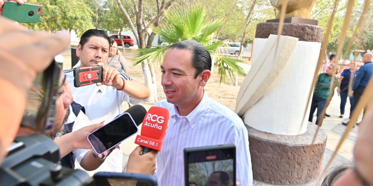 Reconoce Acuña labor de los periodistas