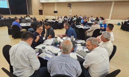 Buscan empresarios obras que fortalezcan a Acuña