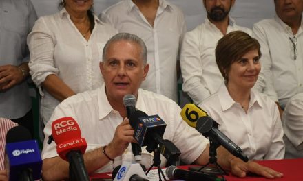 Gana Román Cepeda la reelección en Torreón