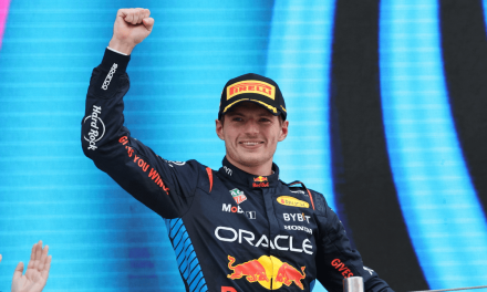Verstappen confirma su continuidad en Red Bull para la próxima temporada